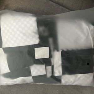 New checkered design duvet and pillow covers